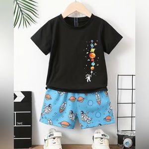 Boys Cartoon, Planet, Astronaut & Rocket Print Casual Outfit T-shirt & Shorts